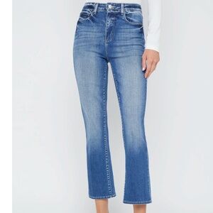 l'agence MIRA JEANS - HAMPTON